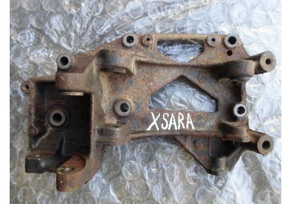 кронштейн двигуна Xsara Picasso,1.8b